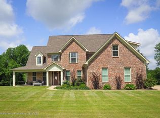 2297 Johnston Rd, Hernando, MS 38632