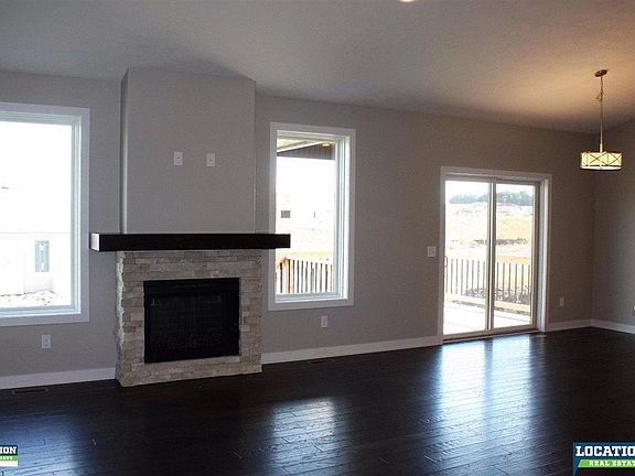 3rd image of 9410 Dutch Mill Model Ln