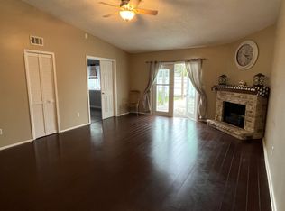 636 Aquatic Dr, Atlantic Beach, FL 32233