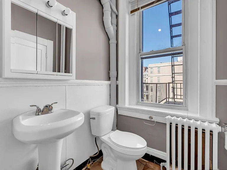 1228 Saint Paul St #3 — Photo 11
