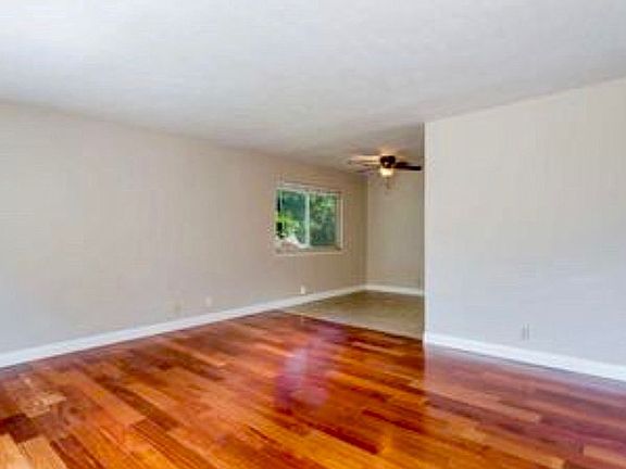 5th image of 1119 Sills Ct APT 4