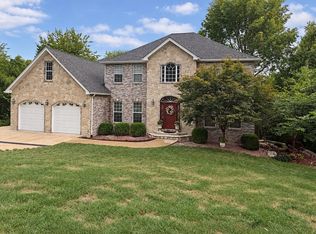 8 Riverchase Dr, Union, MO 63084