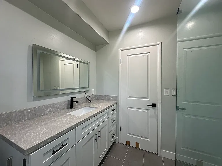 1320 S 5th Ave #A — Photo 8