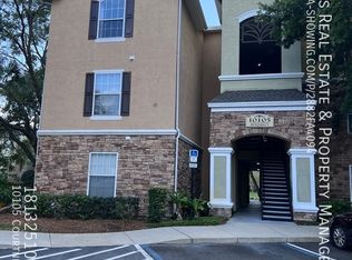 10105 Courtney Oaks Cir APT 102, Tampa, FL 33619