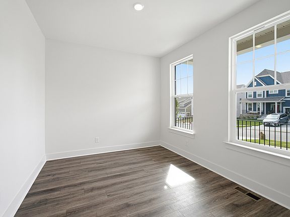 5th image of 160 Rawling Ln