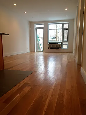 Rented by Rapid Realty Cobble Hill | media 24