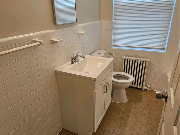 5th image of 3304 Pennsylvania Ave SE #201