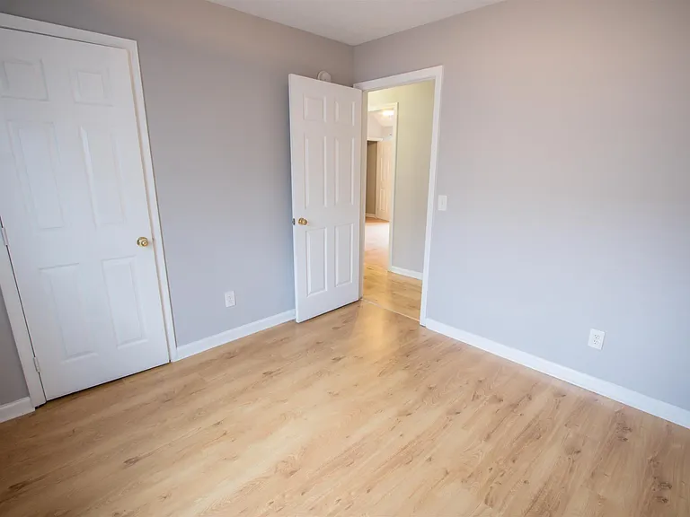 4054 Margo Cir — Photo 13