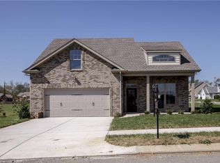 495 Albion Cir, Gallatin, TN 37066