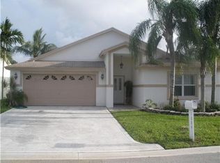 1084 Salmon Isle, Greenacres, FL 33413