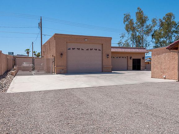 5th image of 2070 Holly Ave