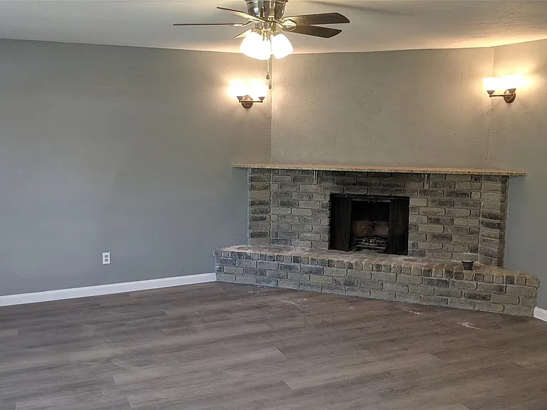 4930 Prairie Ridge Rd — Photo 5