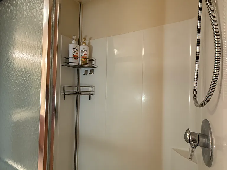 4845 Underwood Ln N #D — Photo 26