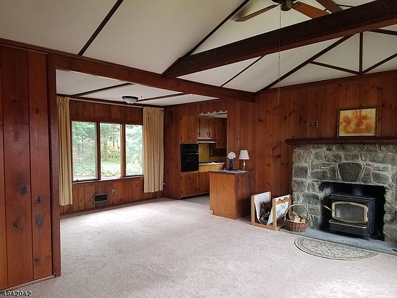 3rd image of 57 Tamarack Trl