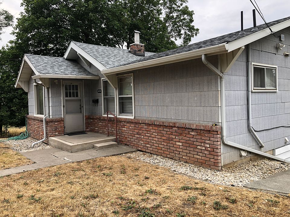 1st image of 100 SE South St #2