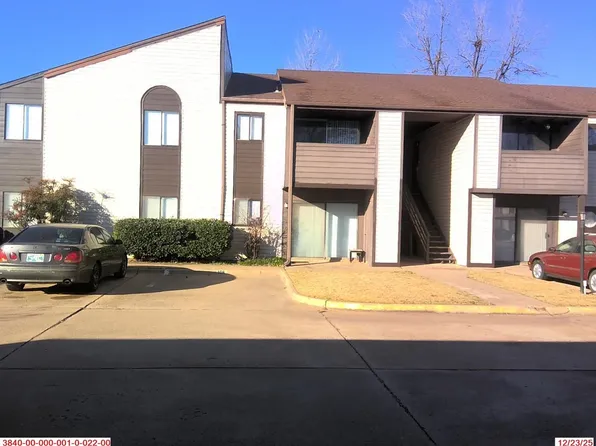 412 N Oakwood Rd APT 209, Enid, OK 73703