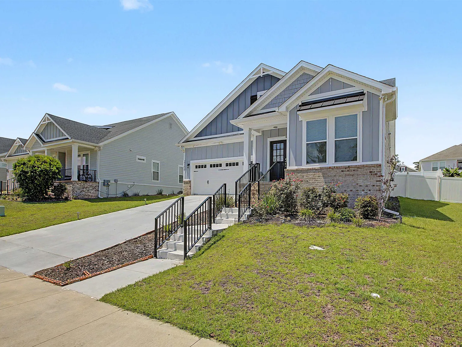 3 bed, 2.5 bath, 2151 sqft, $3,295 — Photo 4