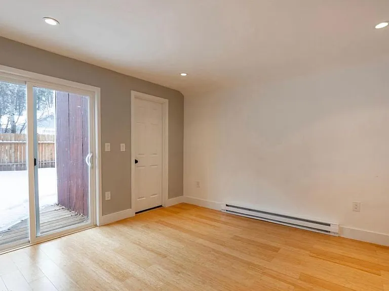 611 Main St — Photo 15