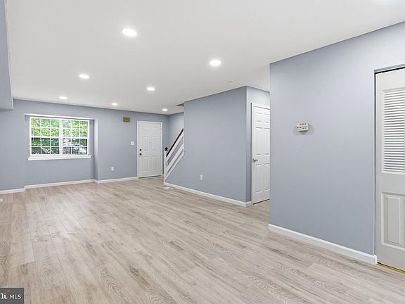 3rd image of 34 2nd St