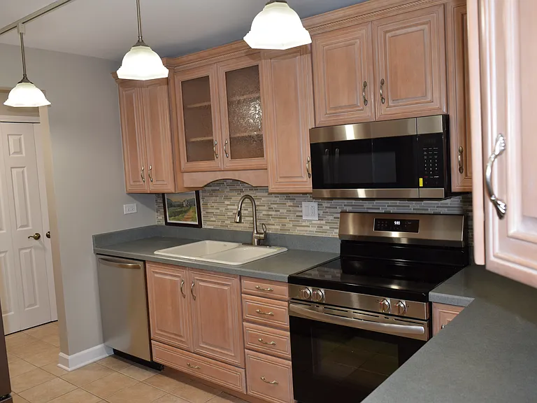 1405 E Central Rd #201A — Photo 7