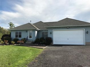 4870 Mapleton Rd, Lockport, NY 14094