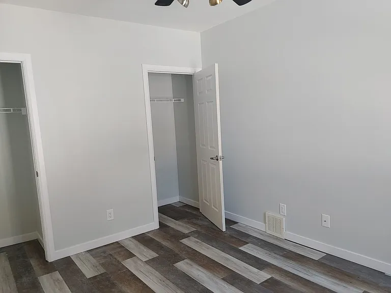 104 Mississaga St W #1 — Photo 6
