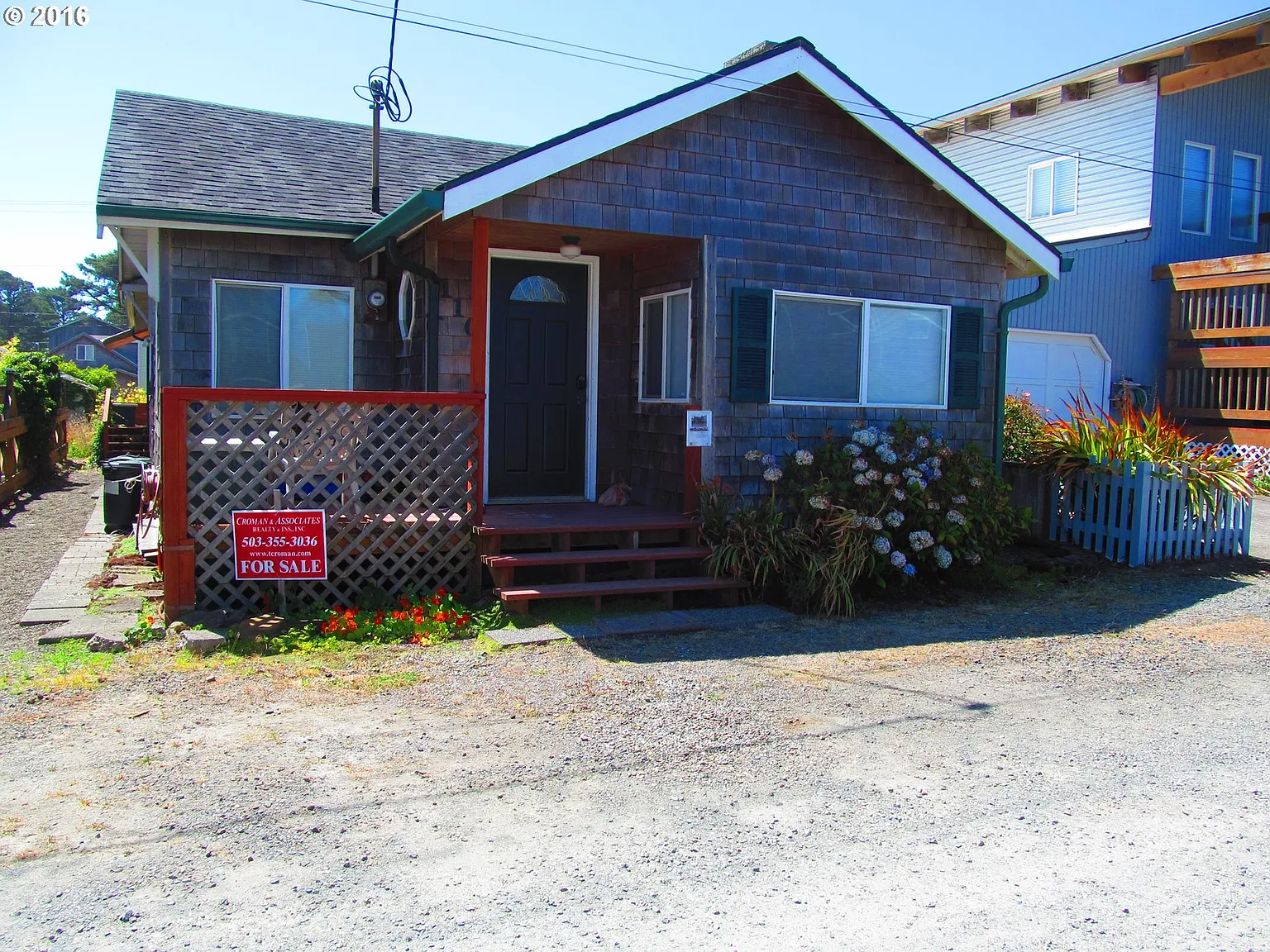 110 NW 18th Ave photo 1