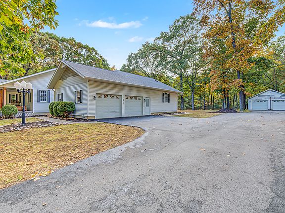 3rd image of 16555 N McCauley Ln