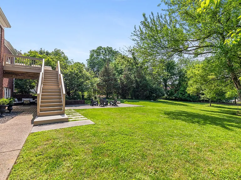 9435 Norwood Dr — Photo 58