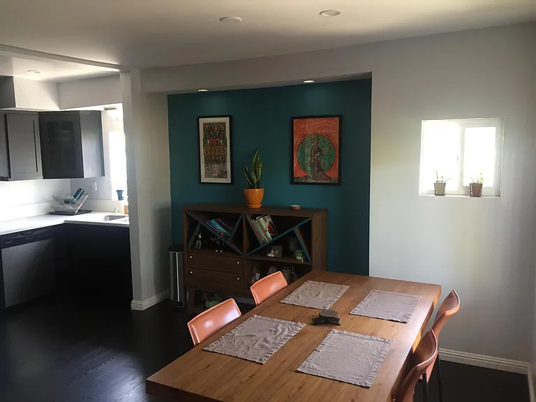 1253 Cypress Ave — Photo 6