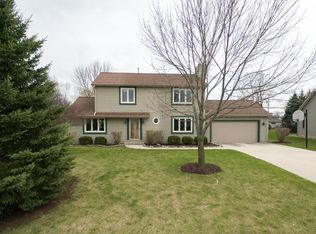 N171W20497 Valley Dr, Jackson, WI 53037