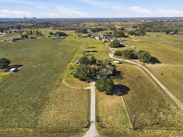 231 Bluebonnet Ln, San Antonio, TX 78223