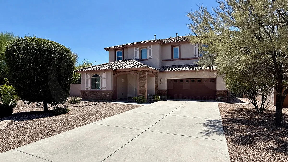 4 bed, 3.0 bath, 2762 sqft, $2,850 — Photo 3