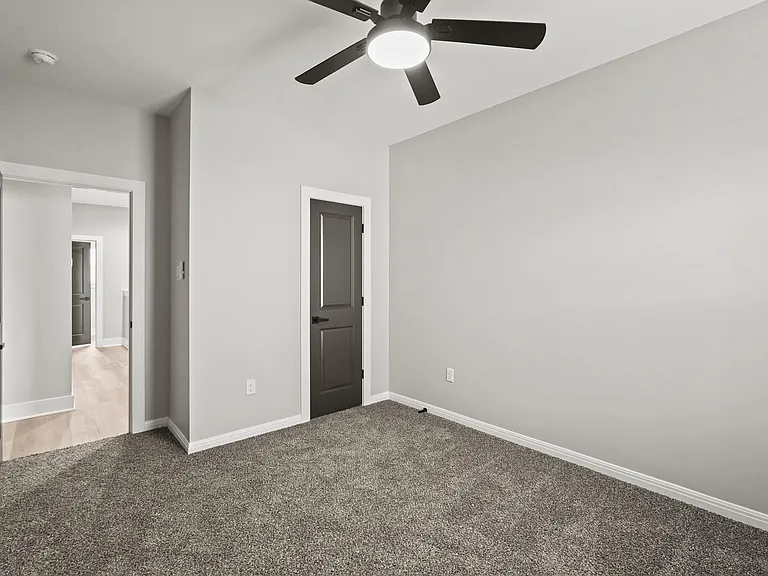 2113 Saint Charles St #A — Photo 6