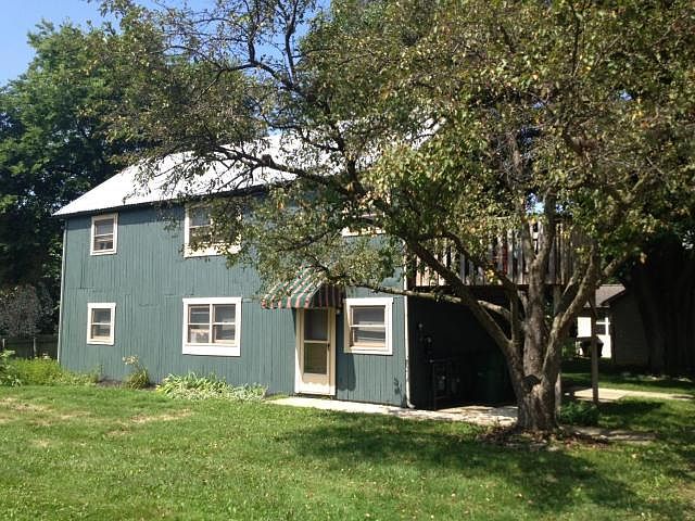 2nd image of 160 N High St