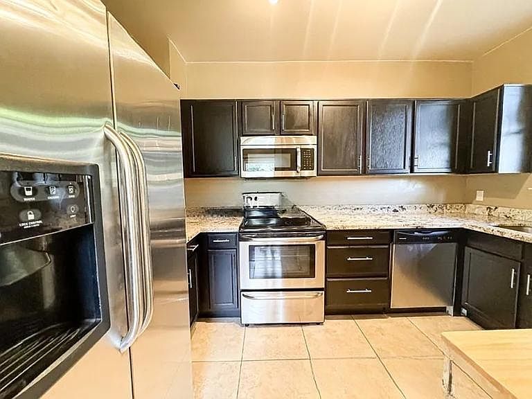 1st image of 1484 Loretta Dr #28C