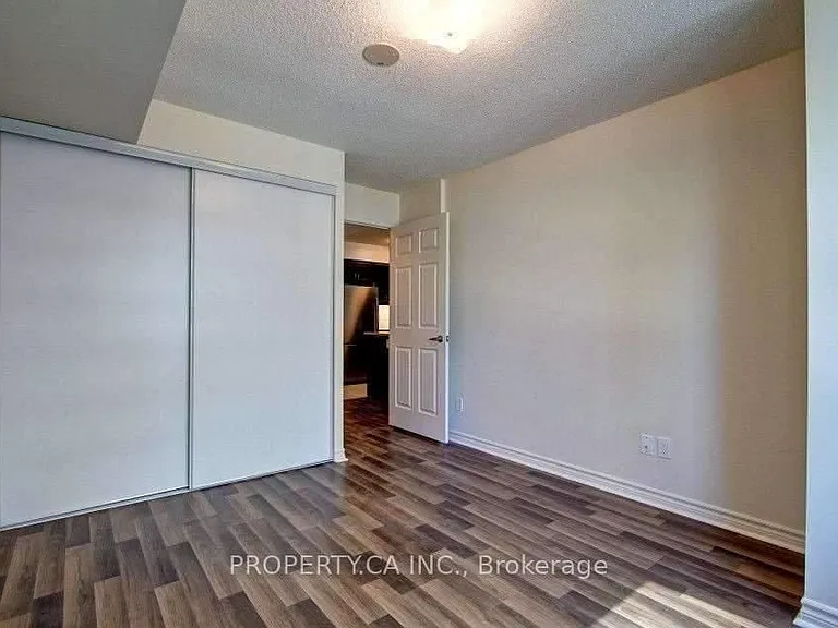 25 Lower Simcoe St #803 — Photo 30