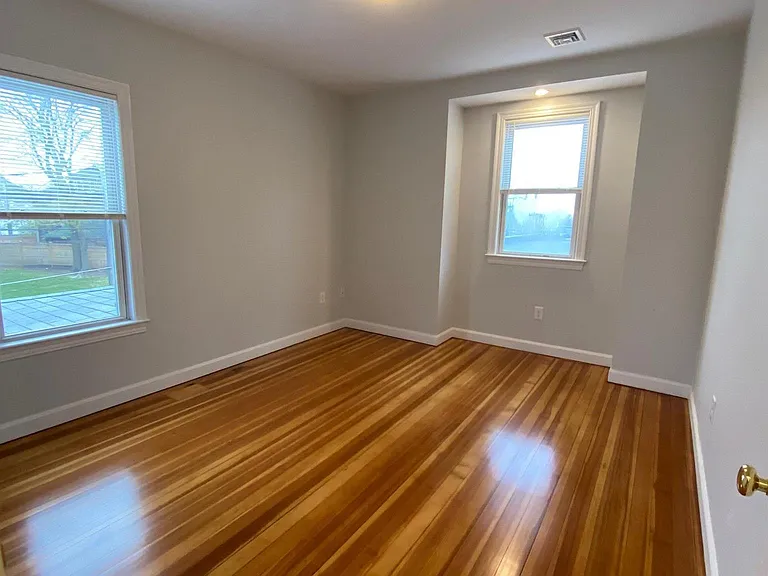 10 Trapelo Rd #5 — Photo 5