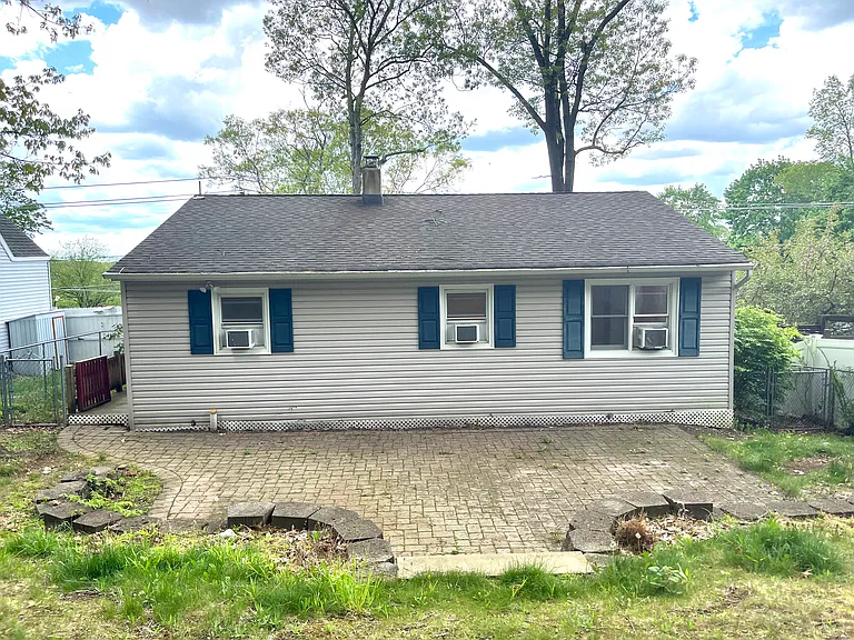 522 Dell Rd — Photo 20