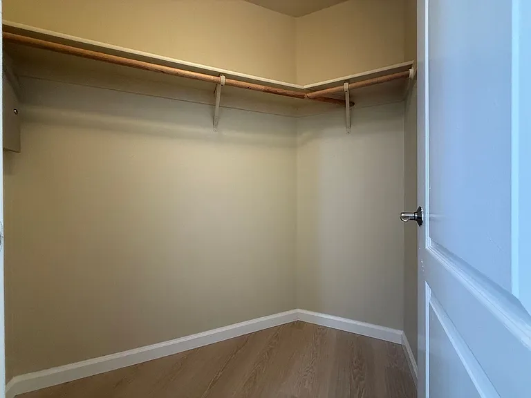 1463 Tucker St — Photo 10