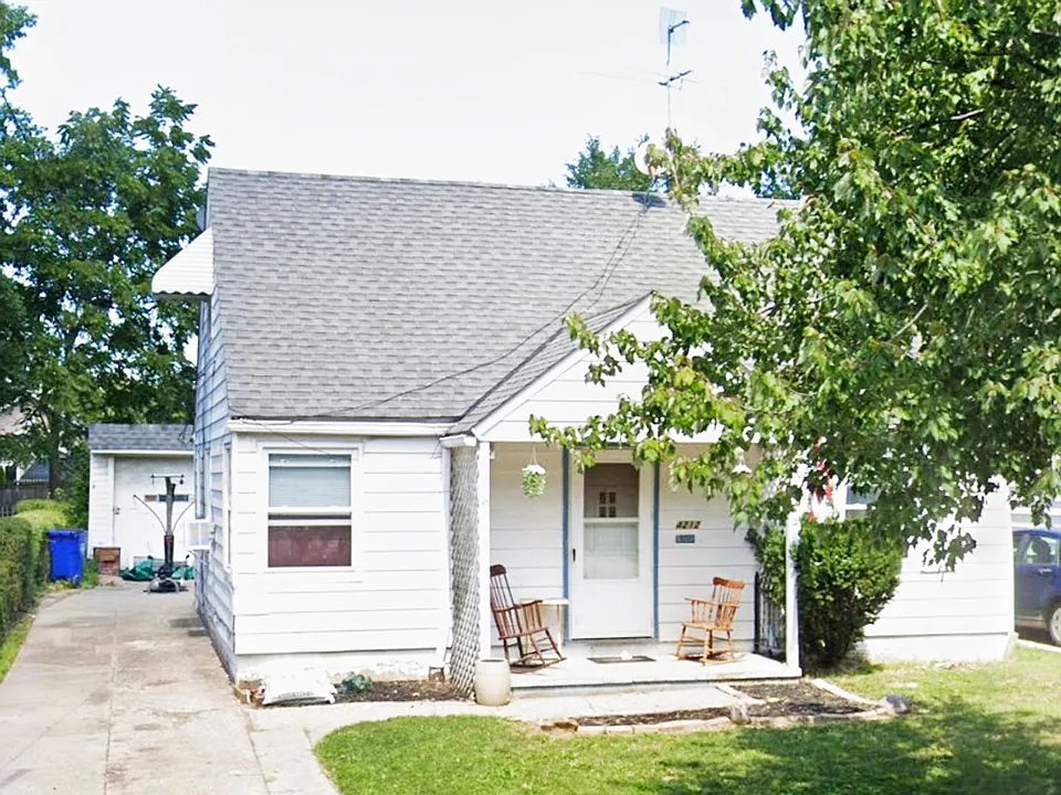 4212 Wetzel Ave