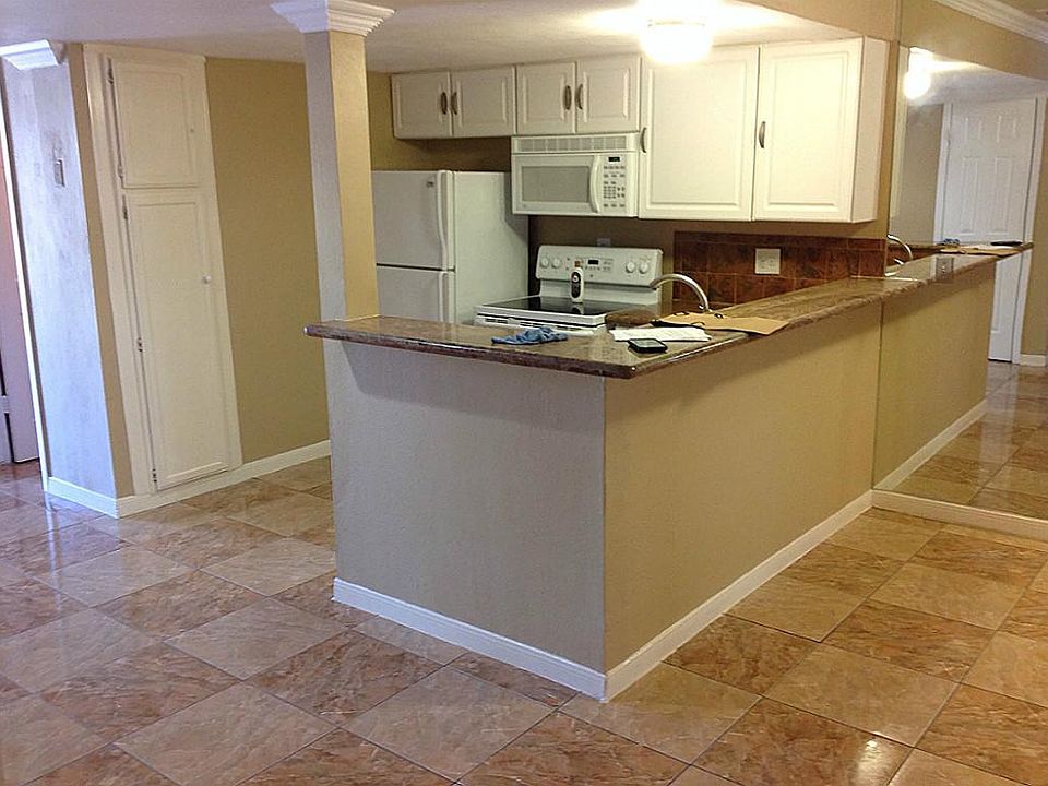 1st image of 7525 Bellerive Dr #11