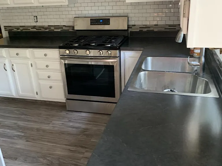 3114 Creekview Ln — Photo 11