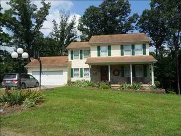 40 Lotus Dr, Huntington, WV 25704