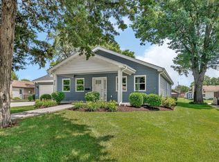 215 S De Witt Pl, Coal City, IL 60416