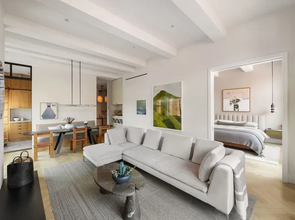 256 West 10th Street image 1 of 1