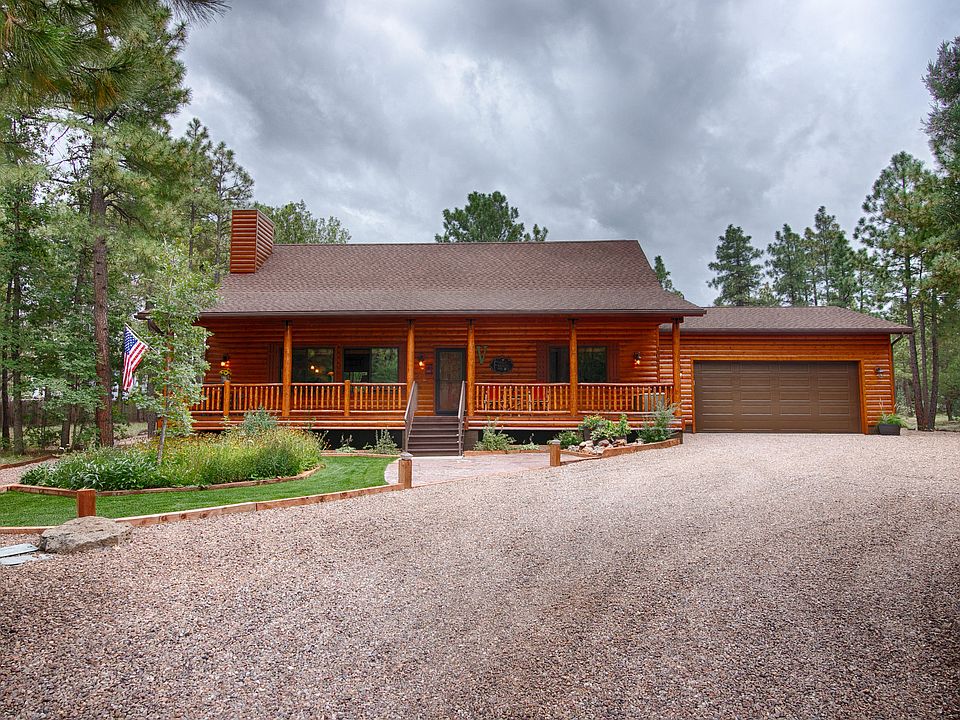 1st image of 2051 Blue Heron Cir