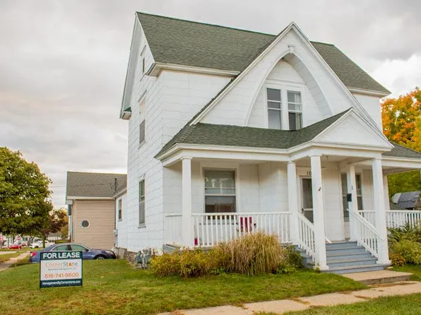 100 S 8th St APT 3, Grand Haven, MI 49417