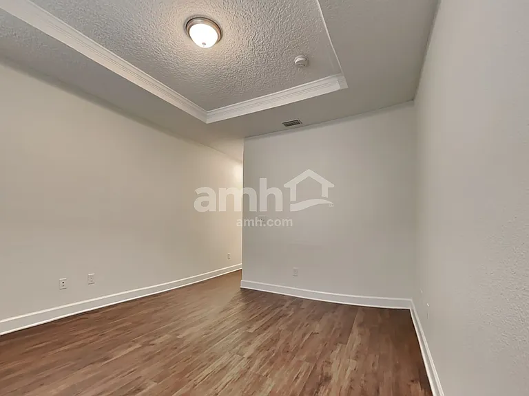321 Gianna Way — Photo 16
