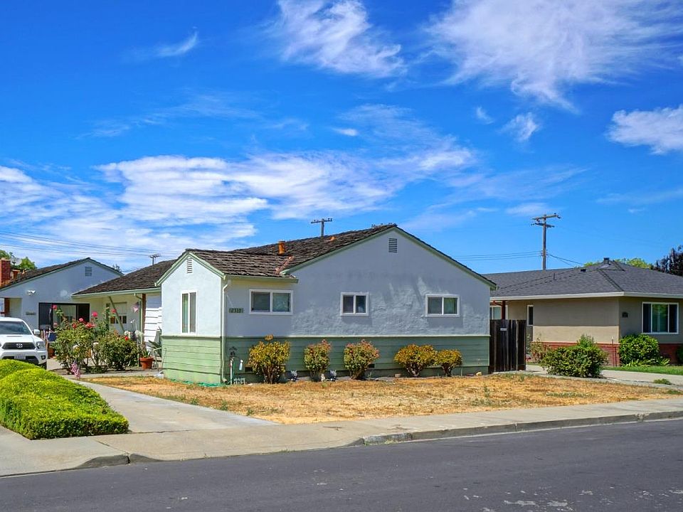 2nd image of 2339 Hart Ave
